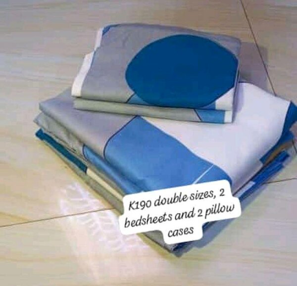 Bed linen set (2 sheets and 2 pillowcases)
