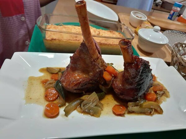 Souris d'agneau avec légumes