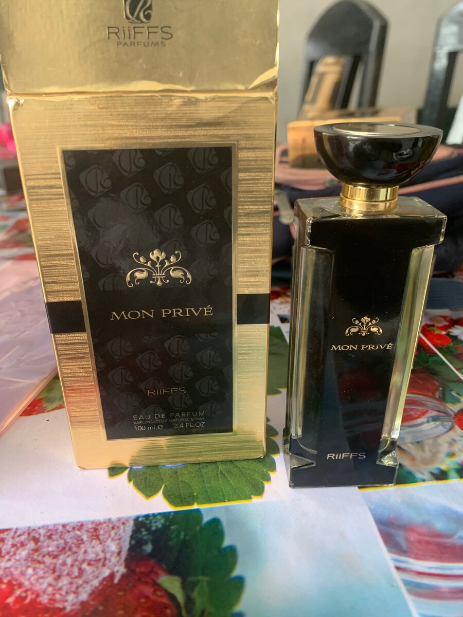 Parfum élégant BLU pour hommes