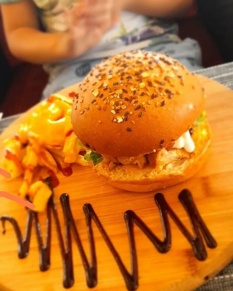 Burger gourmet savoureux