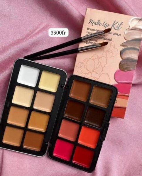 Palette de maquillage complète