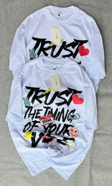 T-shirts unisex imprimés stylés