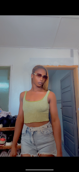 Débardeur vert tendance