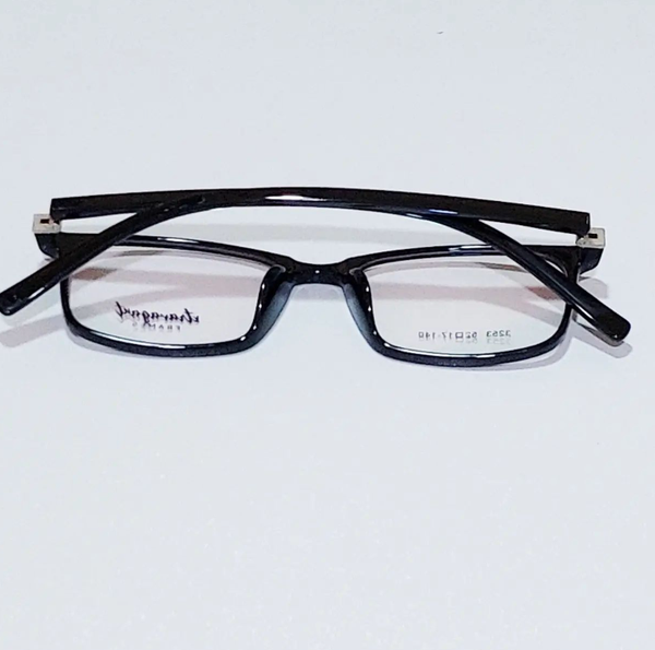 Optical frame black