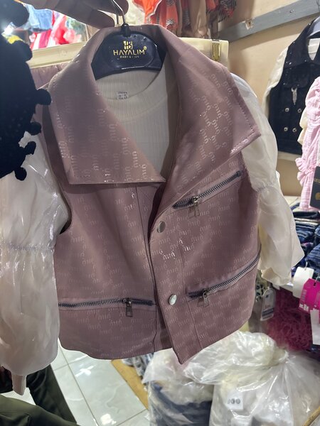 Ensemble veste et jupe rose fillette