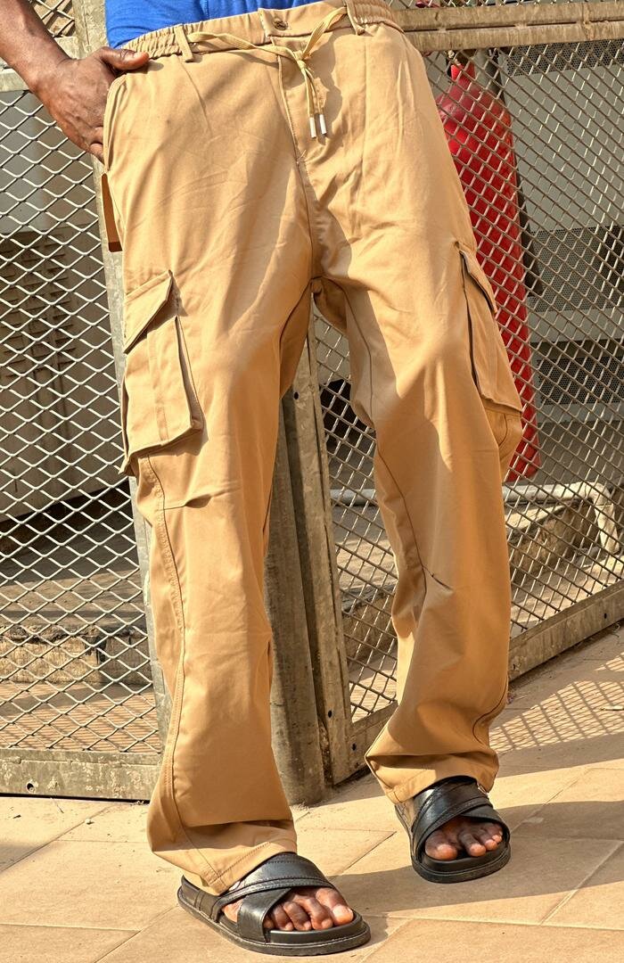 Jeans déchirés homme