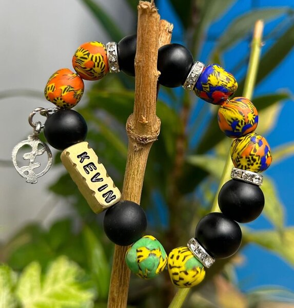 Hand beads