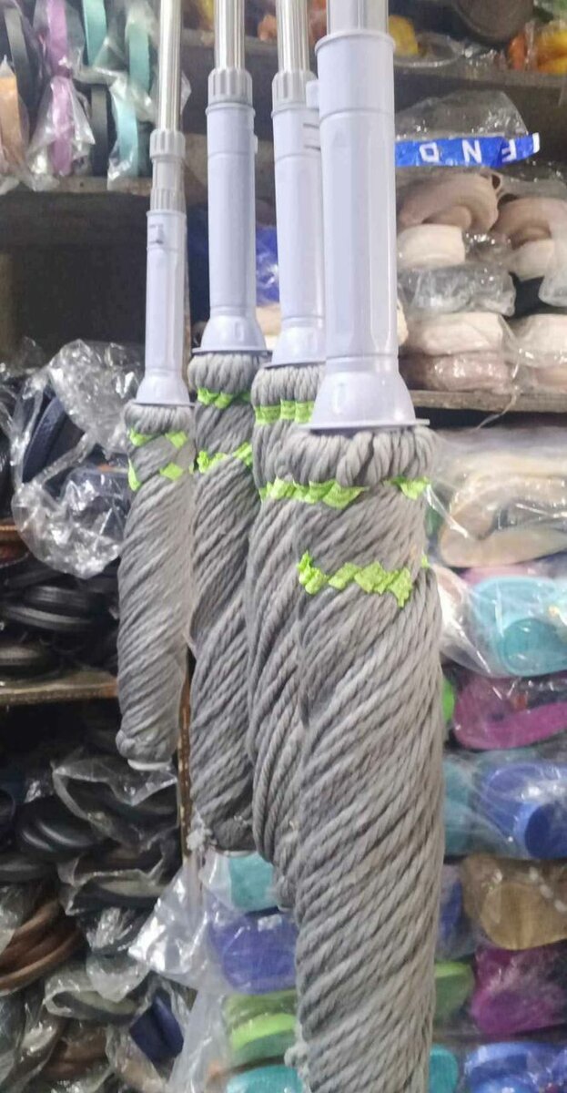 Balai serpillère rotatif microfibre