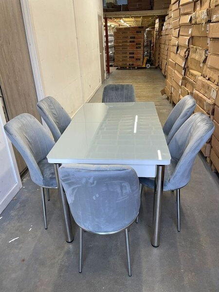 Ensemble Table et Chaises Modernes