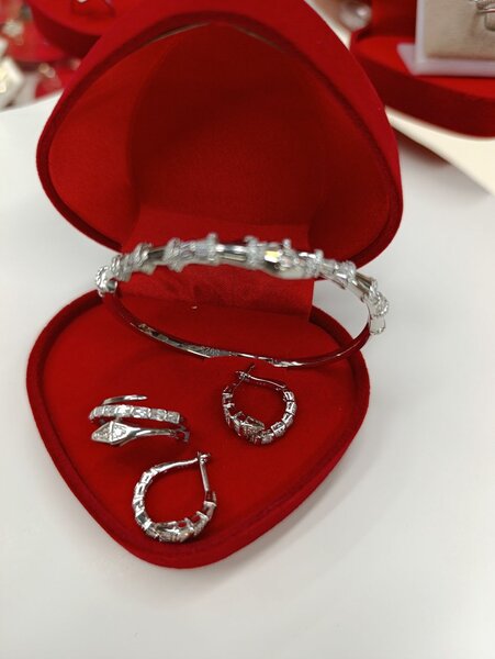 Комплекты серебро