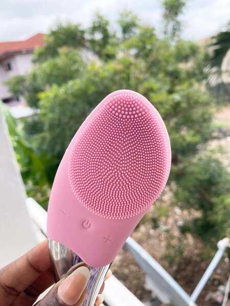 Sonic Silicone Electric Face Brush
