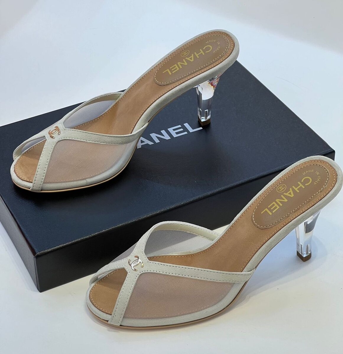 Sandales à talons Chanel élégantes