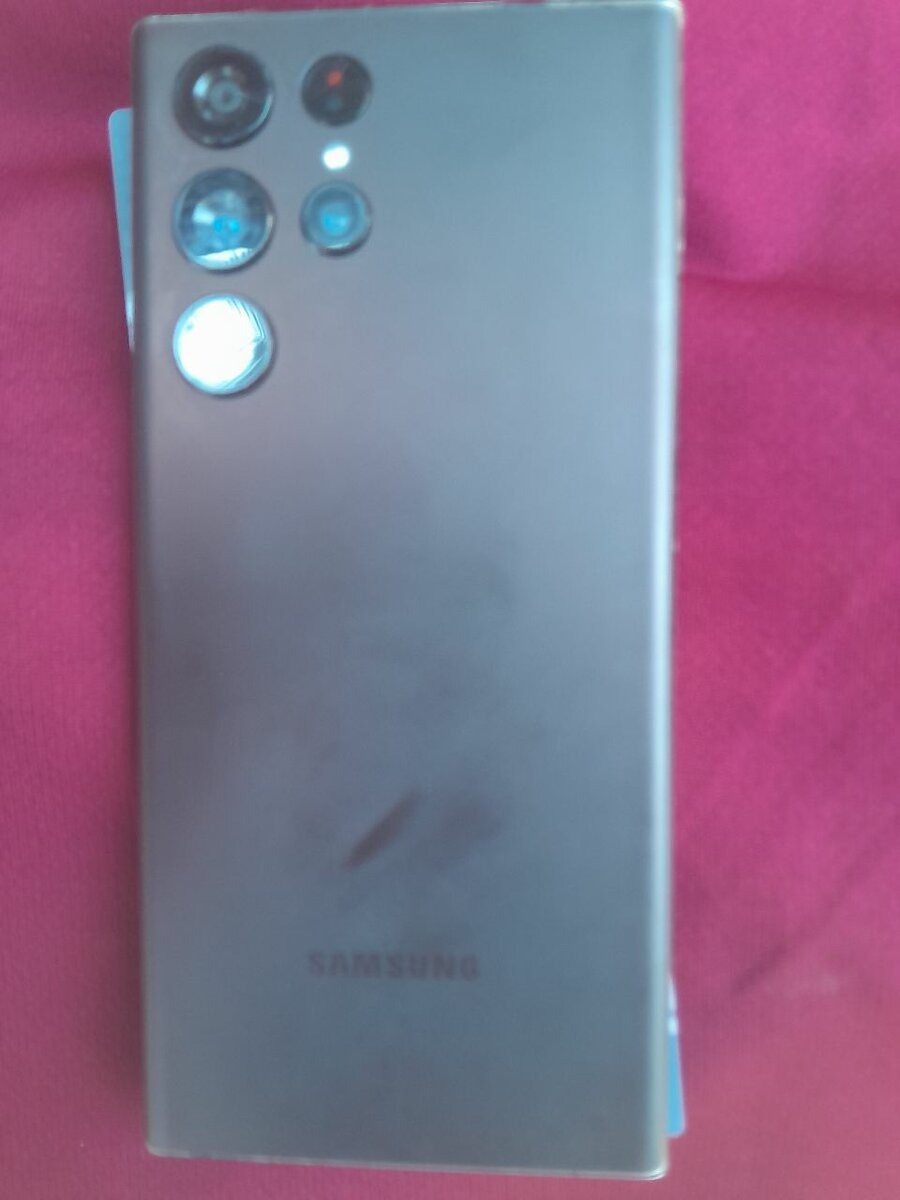 Samsung S22 ultra new