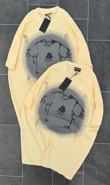 T-shirt oversize unisexe tendance