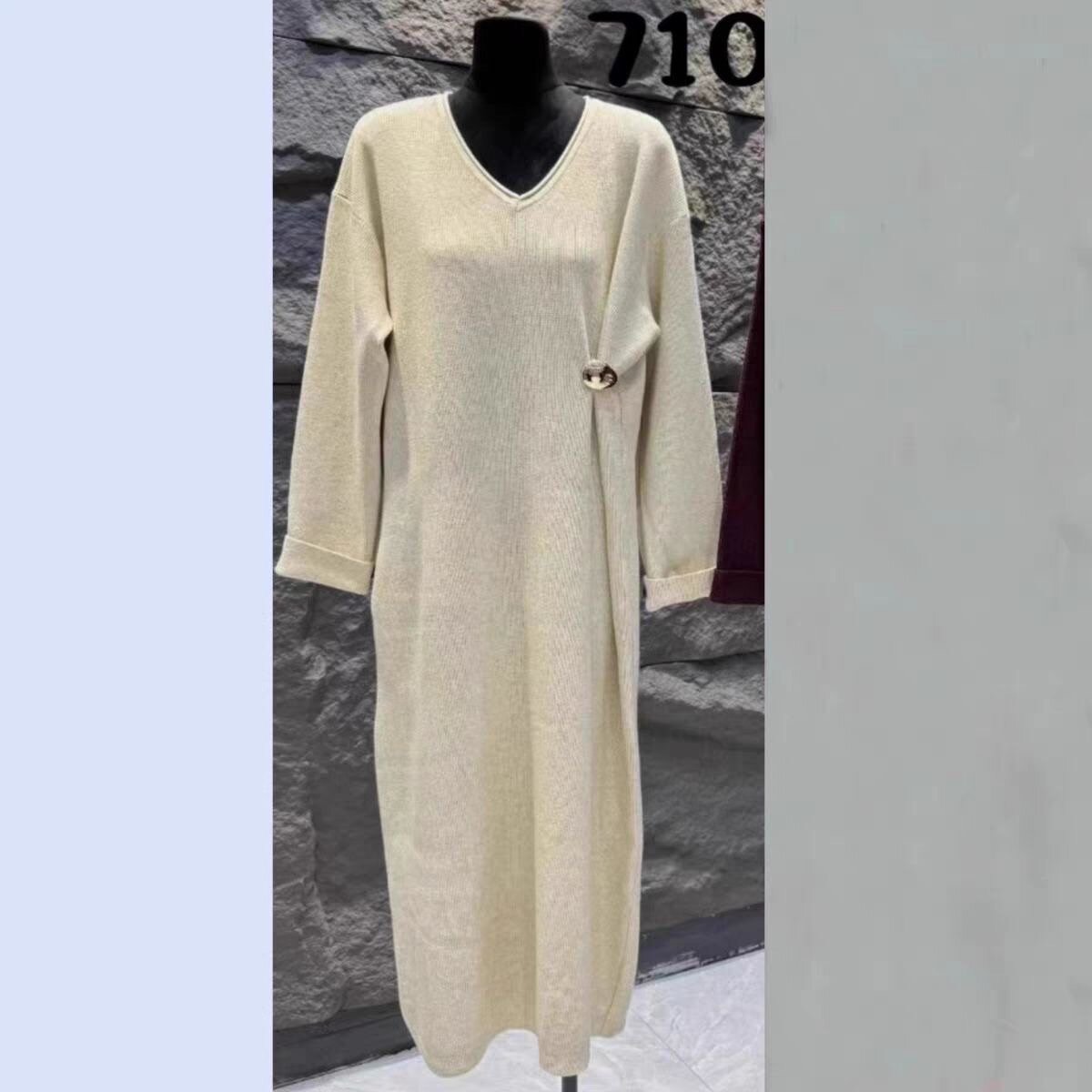 Трикотажное платье