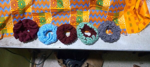 chouchous tricotés colorés