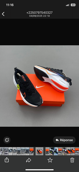 Chaussures de course Nike ZoomX
