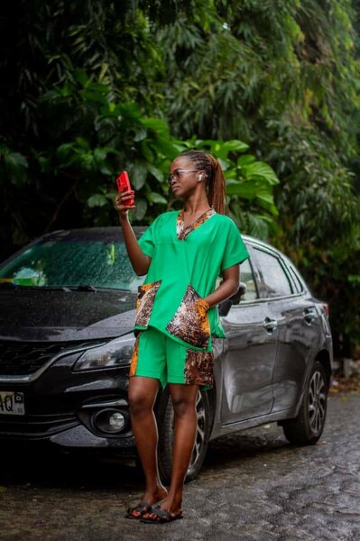 Tenue élégante verte