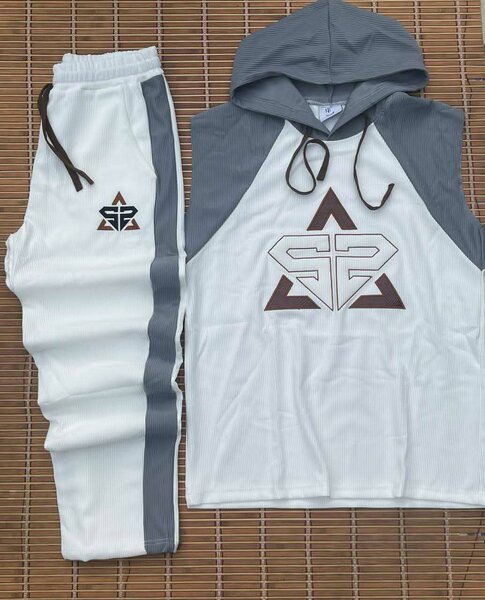 Ensemble de jogging élégant