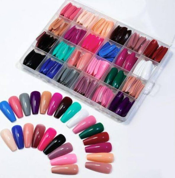 576 pcs multi colour nails