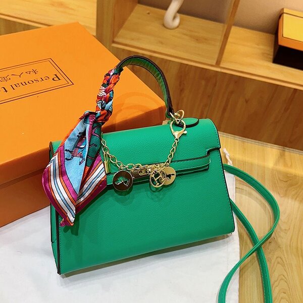 Sac à main élégant en cuir