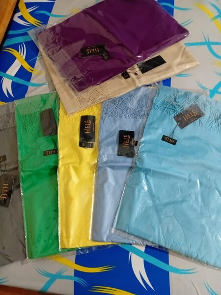 Écharpe en soie multicolore