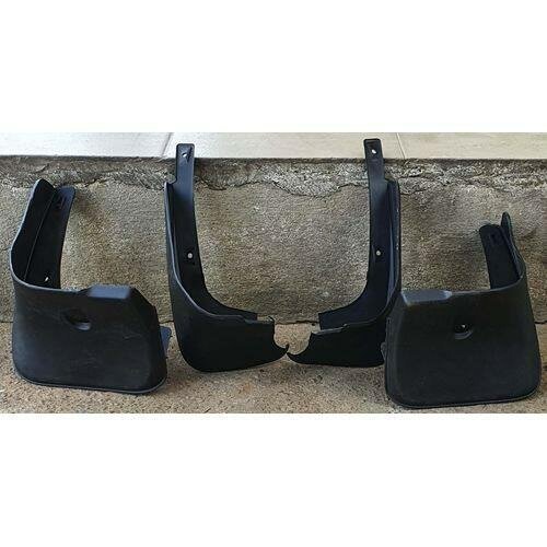 Bavettes pour voiture