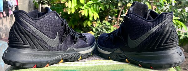 *NikeKyrie 5 'Neon Sole'*