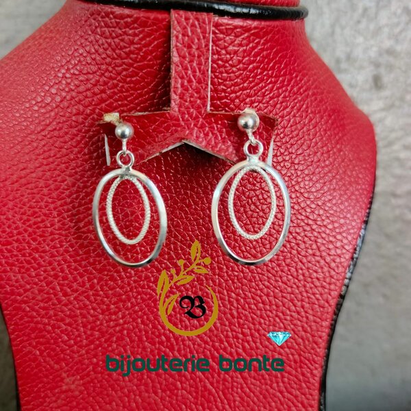Boucles d'oreilles ovales en argent