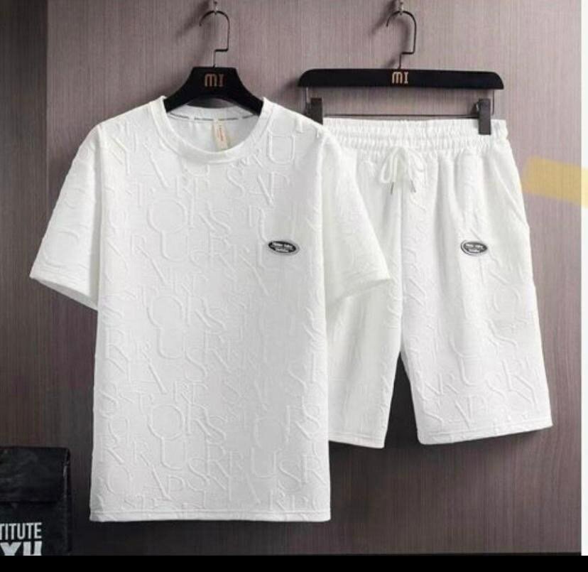 Ensemble Tshirt et short