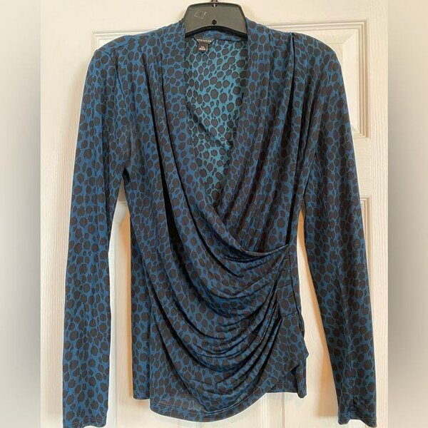 Haut drapé élégant femme