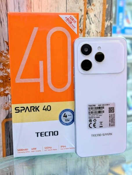 Tecno Spark 40, 128Go