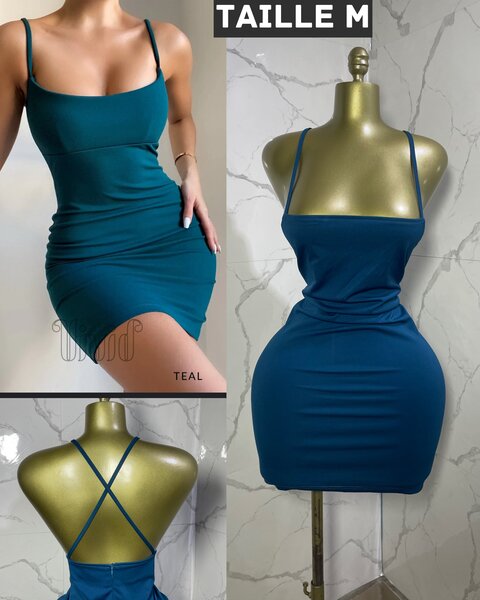 Robe moulante bleue sexy