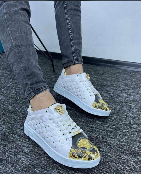 Baskets blanches de luxe