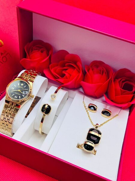 Ensemble de luxe montre et bijoux en or