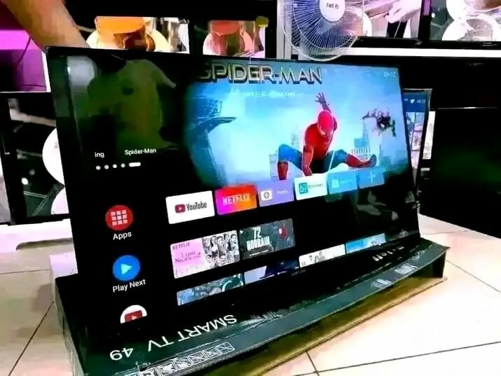 Smart TV 75 pouces 4K UHD