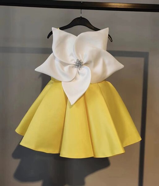 Trending White Star Kids Birthday Dress Children's clothing