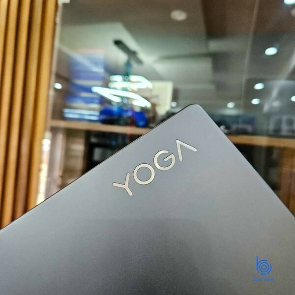 LENOVO YOGA 7i