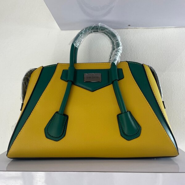 Sac à main élégant en cuir