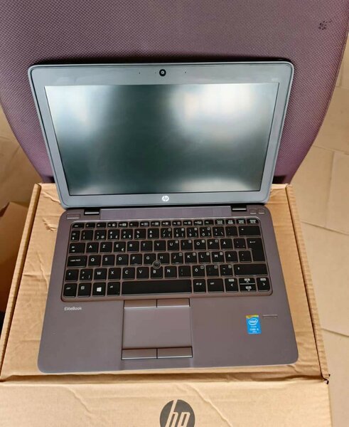 Hp elitebook 820G2 core i5