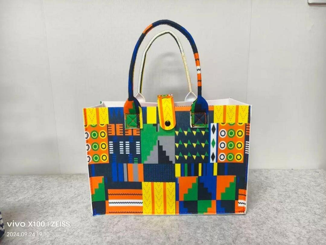 Sac à main coloré en toile