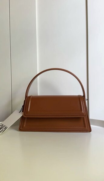 Sac à main en cuir élégant