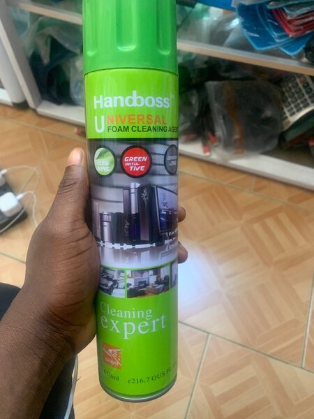 Foaming cleaning Agent