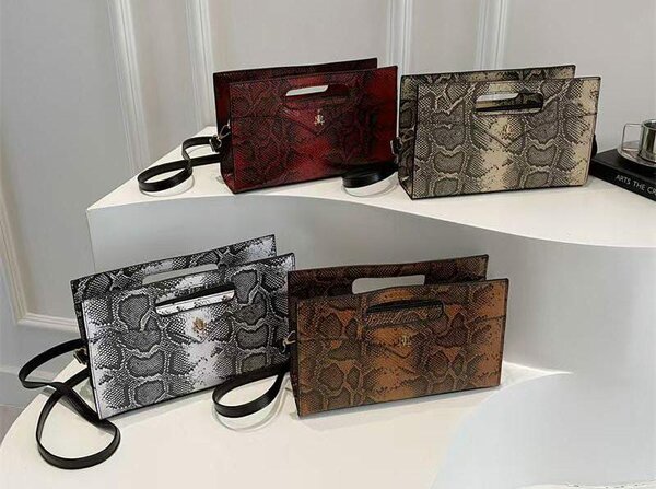 Sac bandoulière serpentine