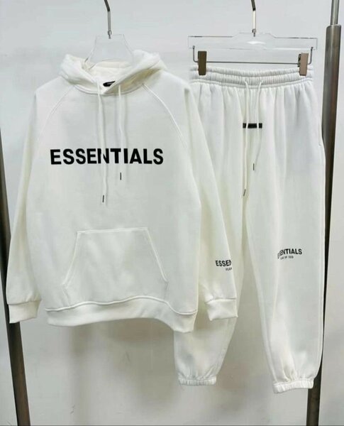 Ensemble Sweatshirt et Pantalon Essentials