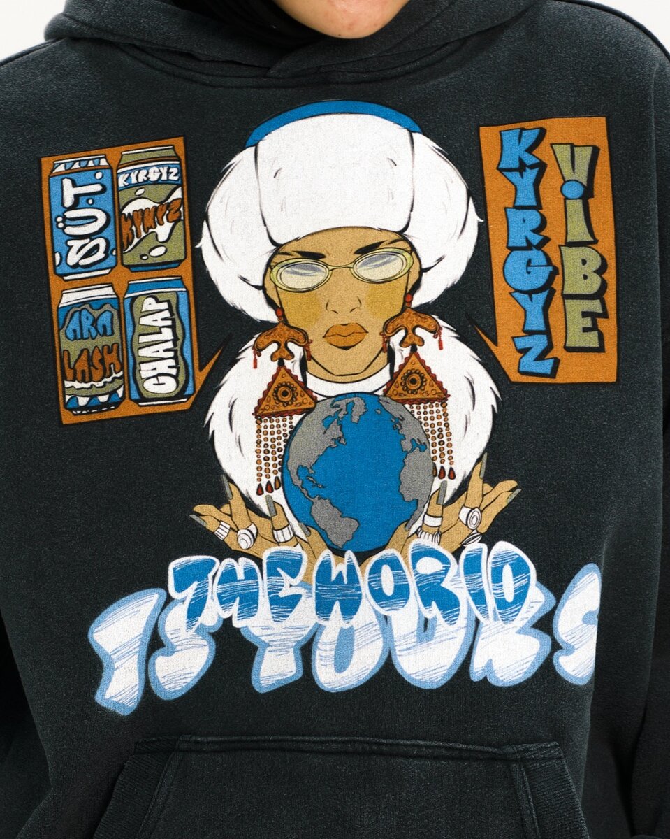 Этно толстовка «The World is Yours»