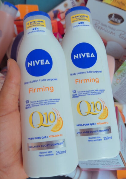 NIVEA Lait Corporel Radiant & Beauty