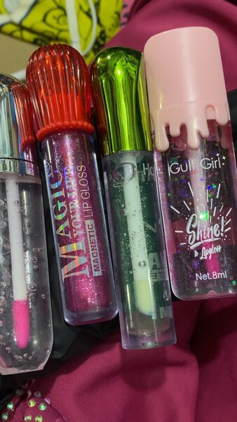 Brillant à lèvres magique