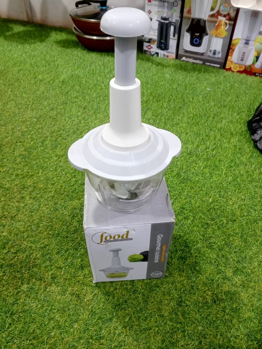 Hand /manual blender