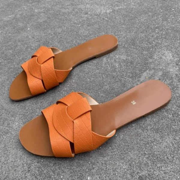 Sandales en cuir tressé femme